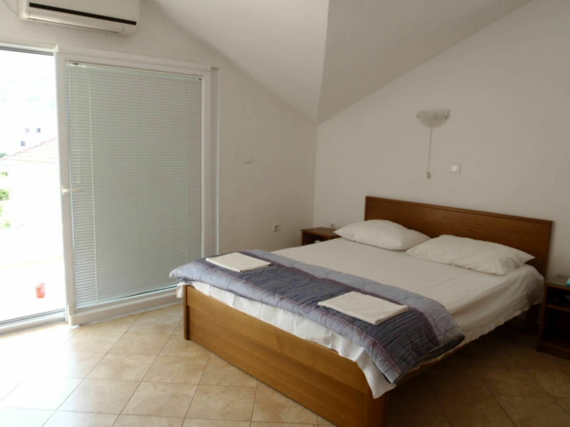 Apartments Lanterna Тиват Экстерьер фото